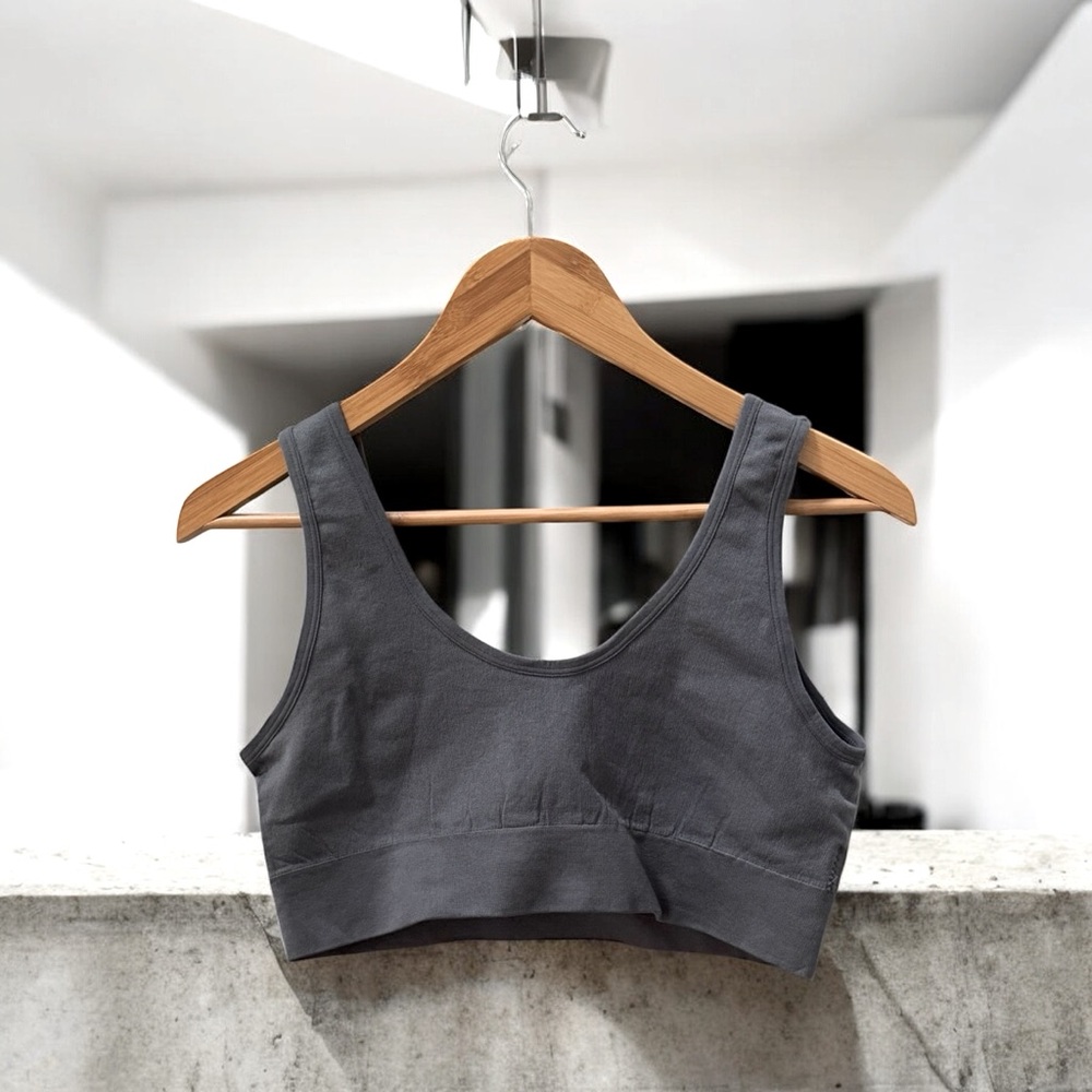 NWT Women’s Tahari Charcoal Sports Bra! XLarge! - Picture 2 of 6